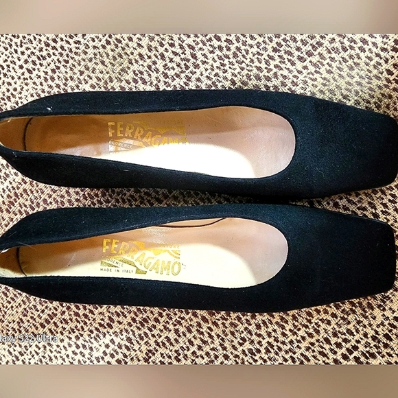 Ferragamo Suede Chunky Heels - Picture 7 of 9